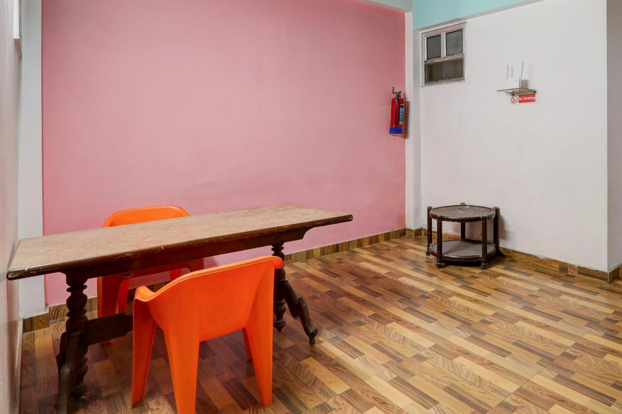 Hotel O Intercity Inn Lakhnaú Exteriér fotografie
